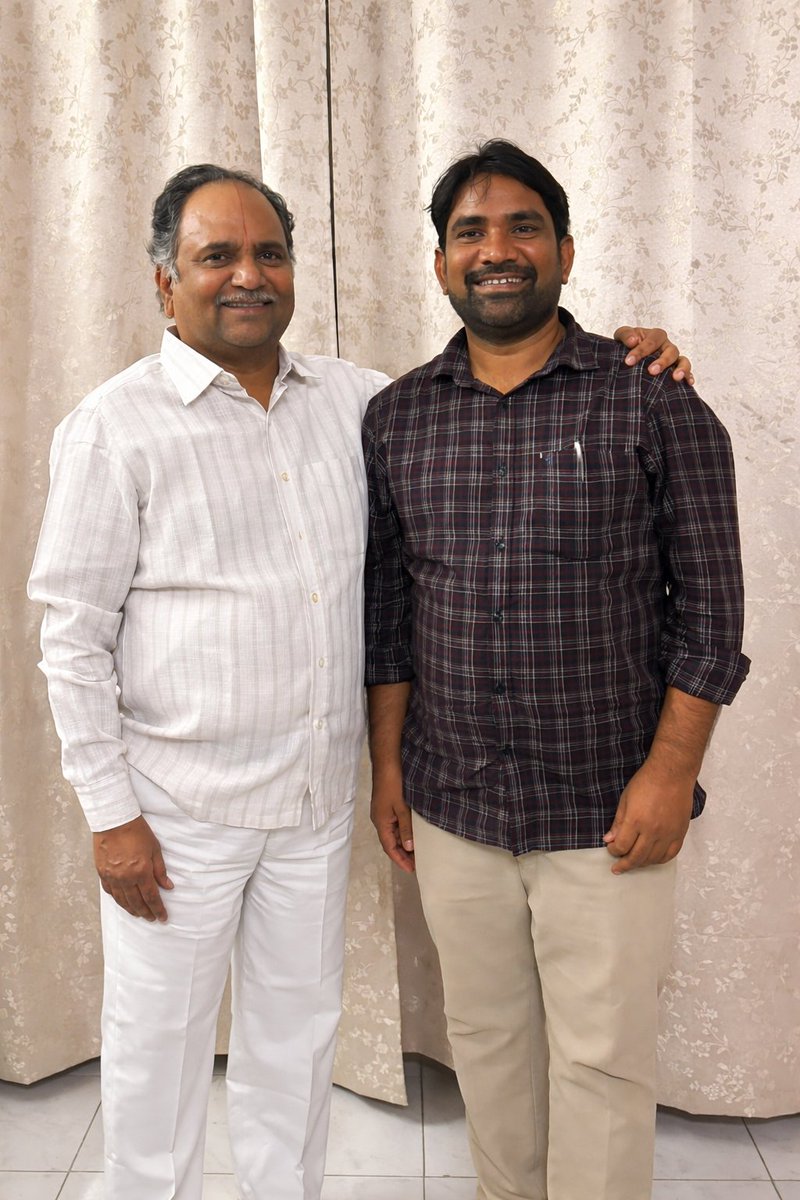 murthy_ou's tweet photo. I met Madabhushi Sridhar sir  He was the Central Information Commissioner from 2013 to 2018. https://t.co/mZR8BIpgKI