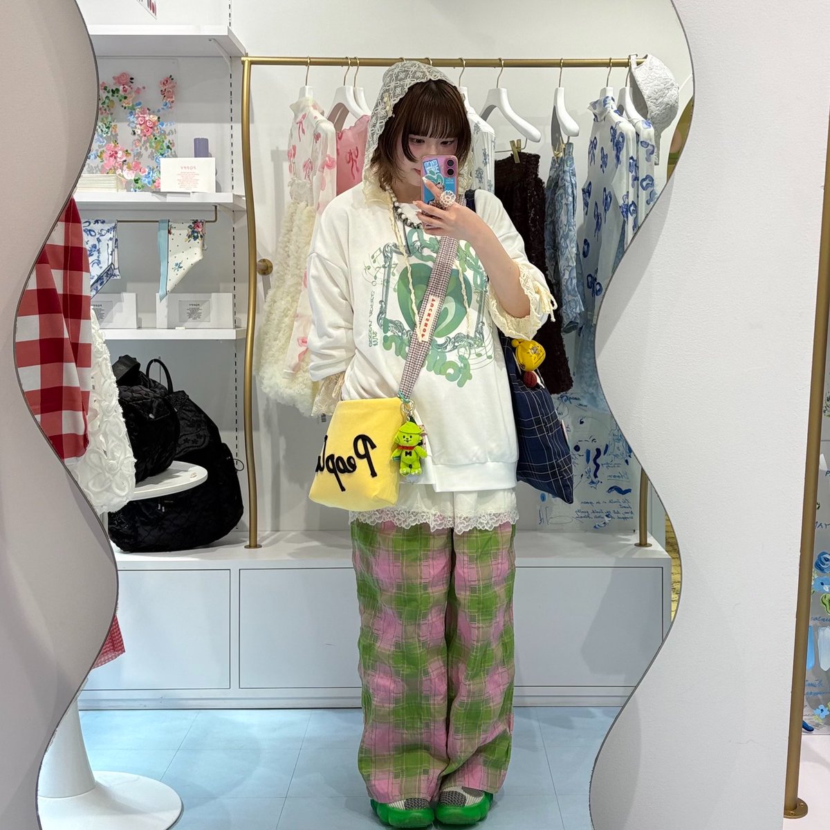 エレナ tweet media