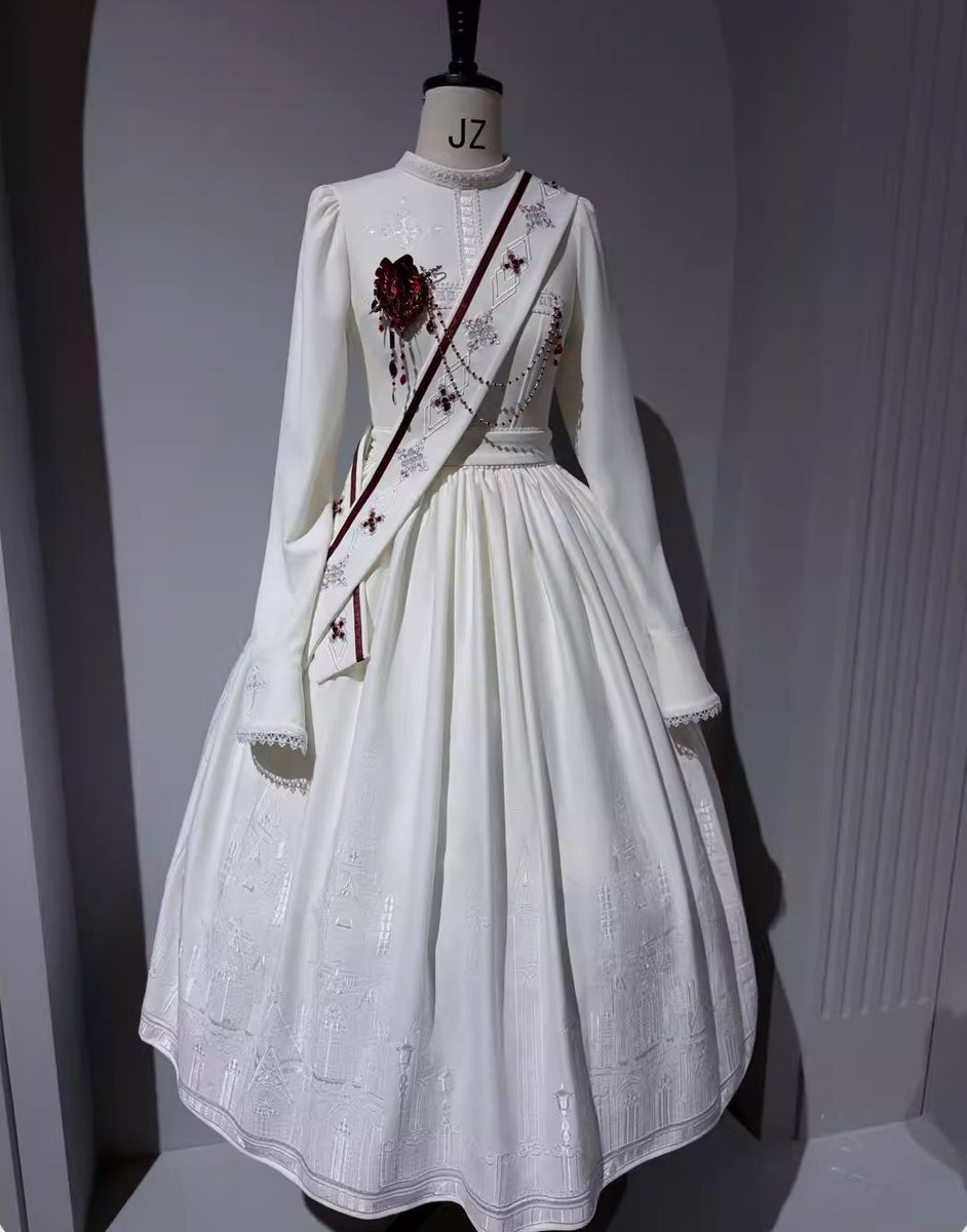 1ycmhNCFVK9pVMT's tweet image. Epetice(エペティス)さん
Bone Mass  シリーズ
★4/20(月)AM9:00予約締切
　アクセサリー~セットアップ等
　5280~32780円
❖詳しくは、fraisier AOYAMAさん公式WEBサイトで。🤗