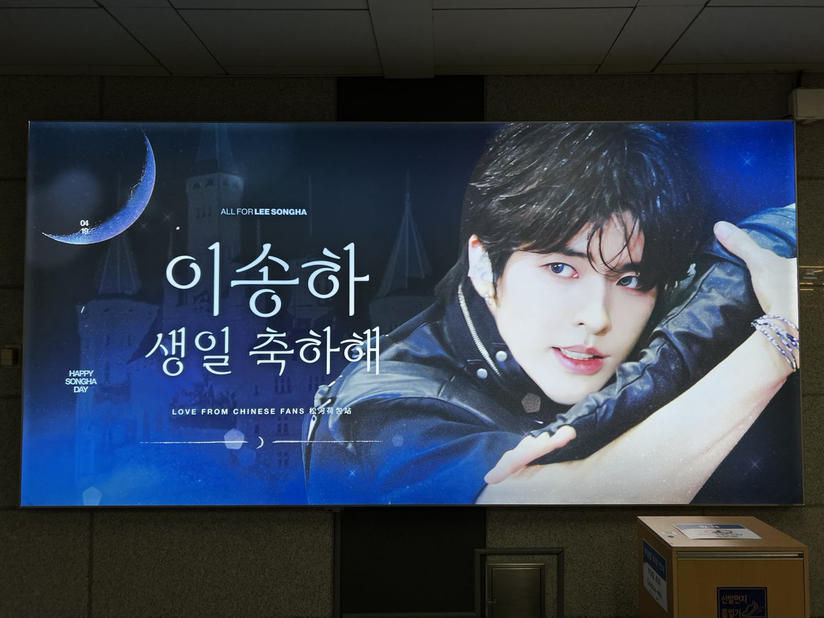 K topics tweet media