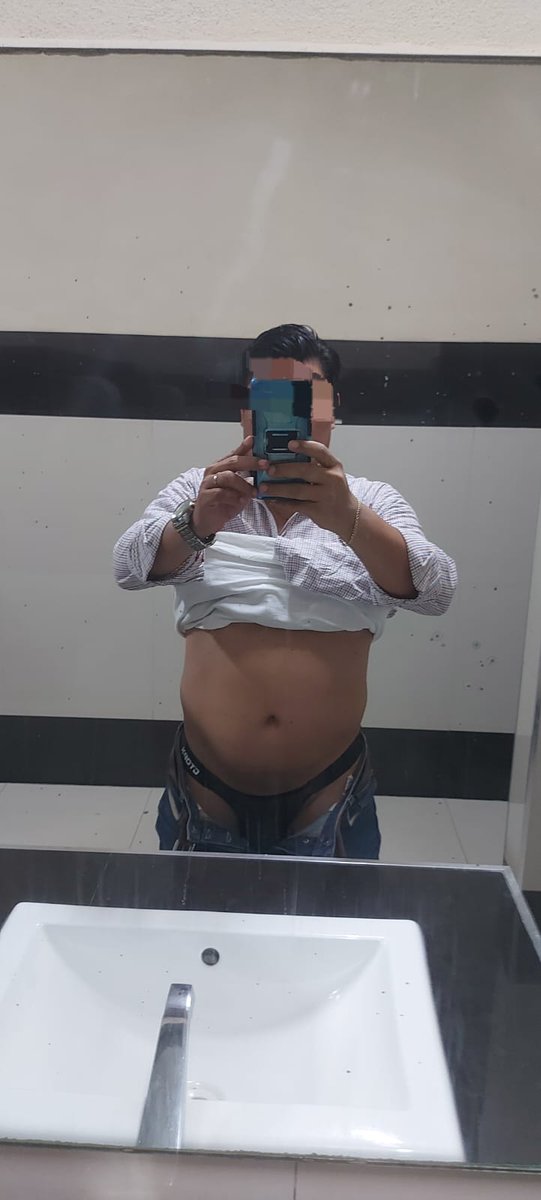 Joe Golberg tweet media