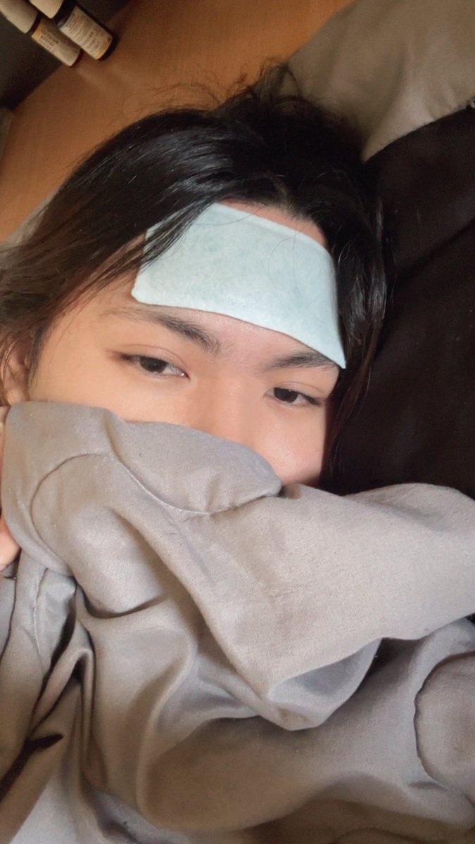 wrnoimak tweet media