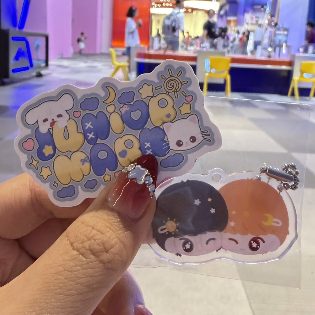 ᴘɪᴛᴄʜʏ tweet media