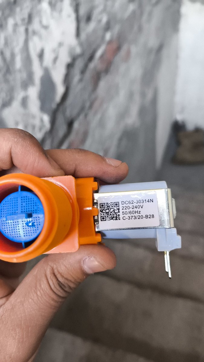 Amardeepsh79765's tweet image. Faulty part from @amazonIN (Order: 171-6519197-3066706) damaged my washing machine's PCB. Total loss ₹3,618 but Amazon only refunded ₹259.
Grievance filed: 9117594.
Need full compensation for repair! @AmazonHelp @jagograhakjago #AmazonIndia #ConsumerRights