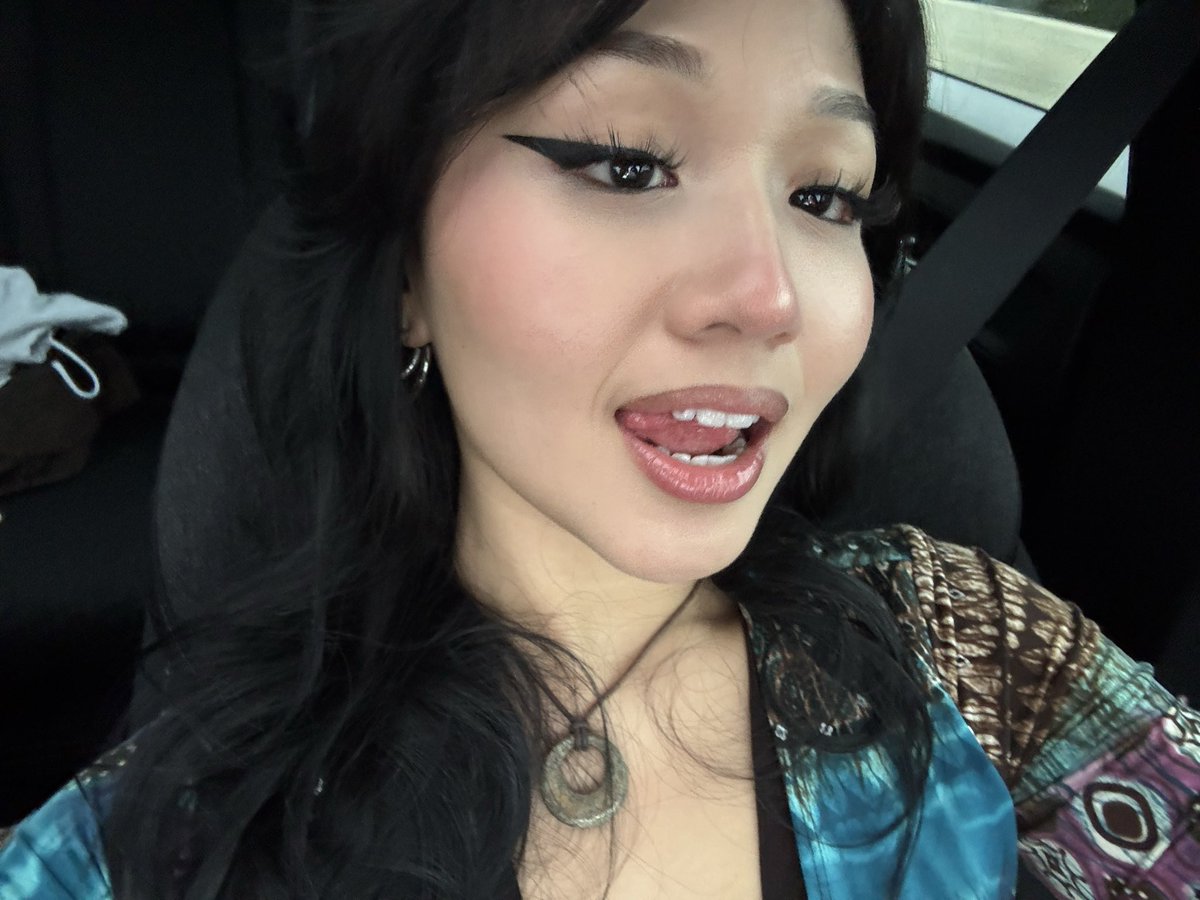 kiwi buttons tweet media