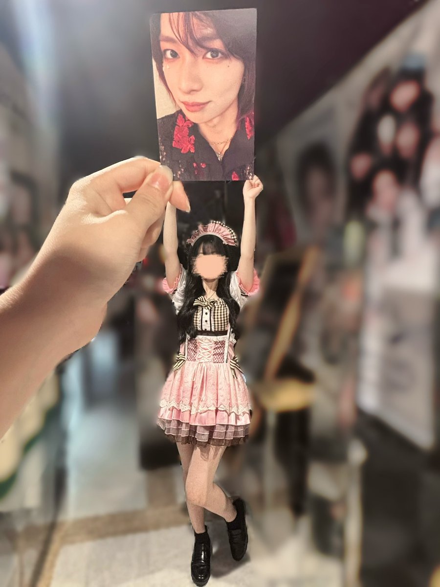 とみー tweet media