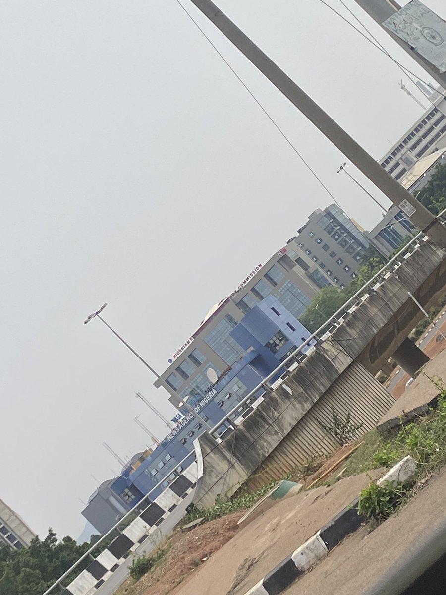 SpaceShip🚀 tweet media