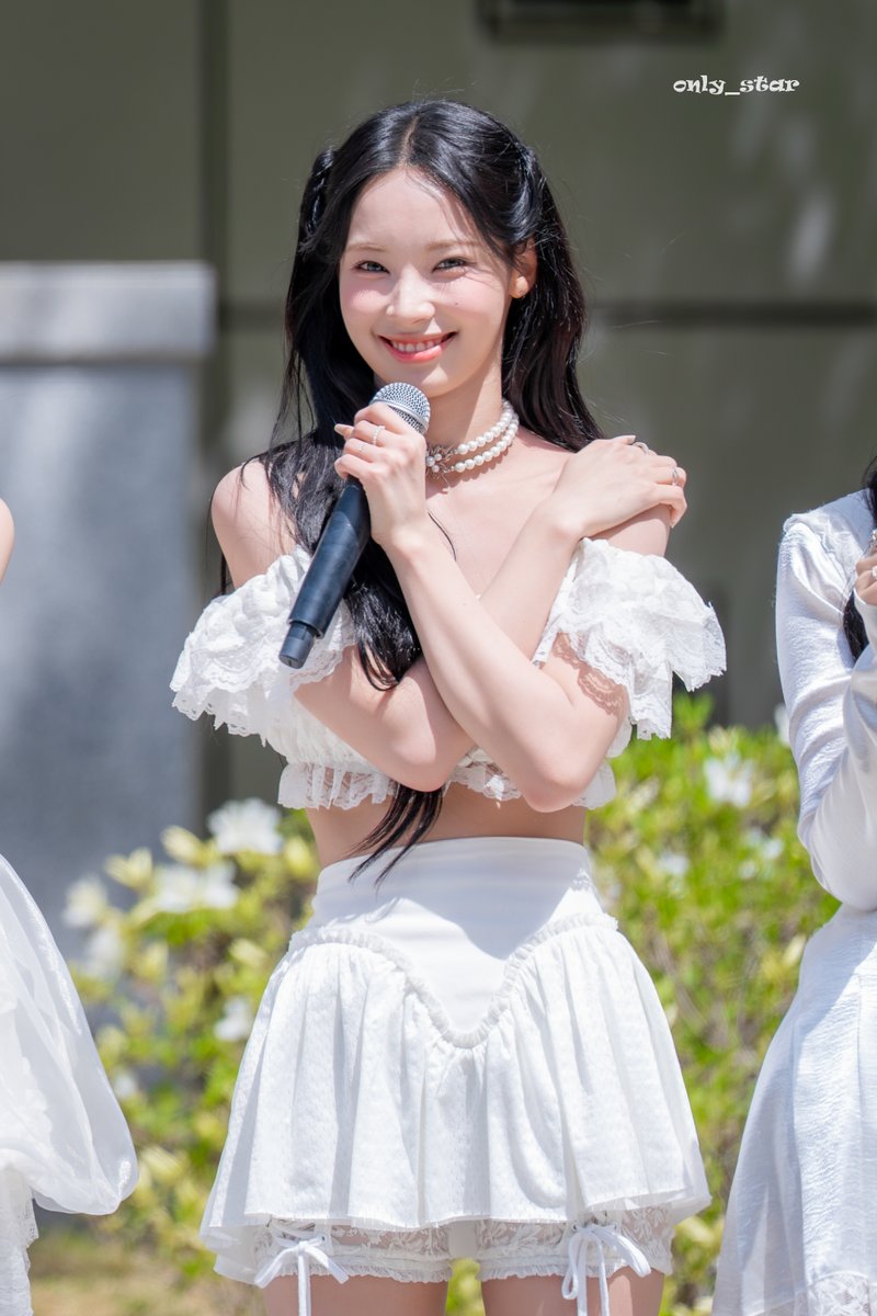 only_star___'s tweet photo. 260418
리센느 음중 미팬
원이
#리센느 #RESCENE #원이 #WONI https://t.co/Hmzh4gp7a4