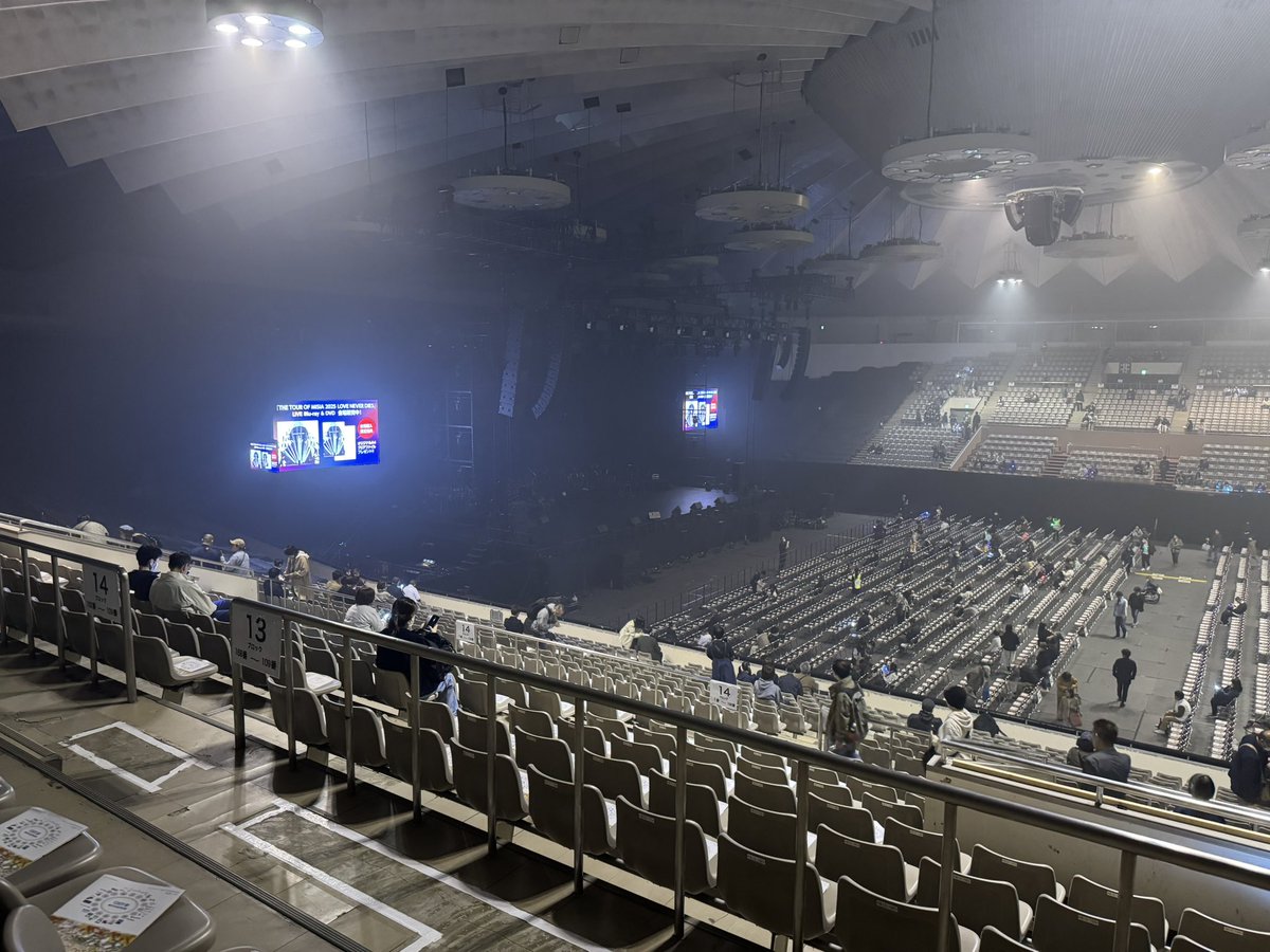 ひびパパ tweet media