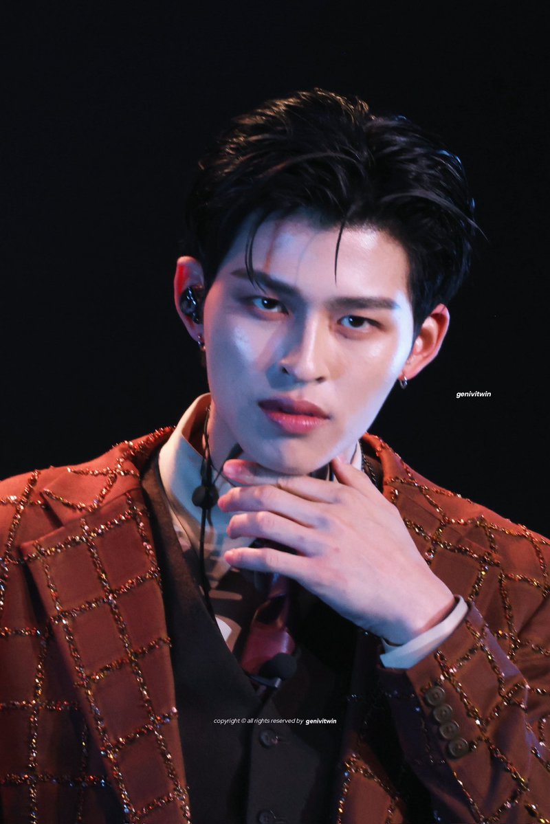 nasrptyn tweet media