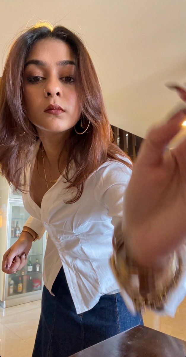 trisha_bi tweet media