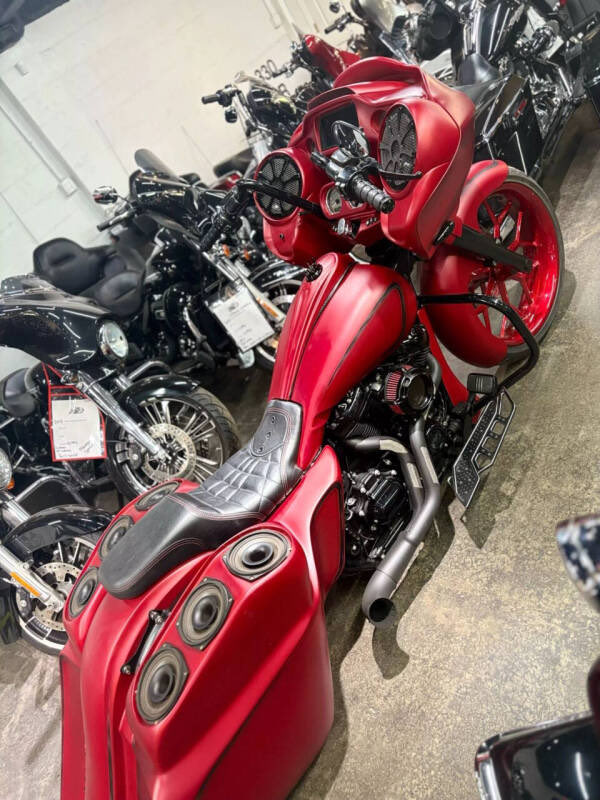 LibraLebron's tweet photo. Damn this bike kinda fits me perfectly too… 🏍️🤔 https://t.co/wXbLPJcsm6