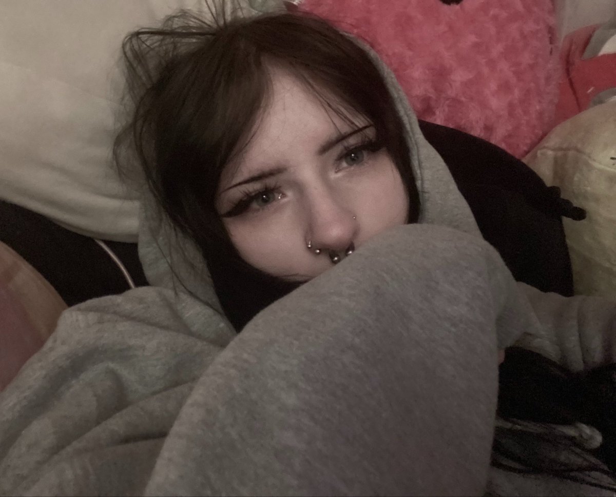 nilla εïз✩°。⋆ tweet media