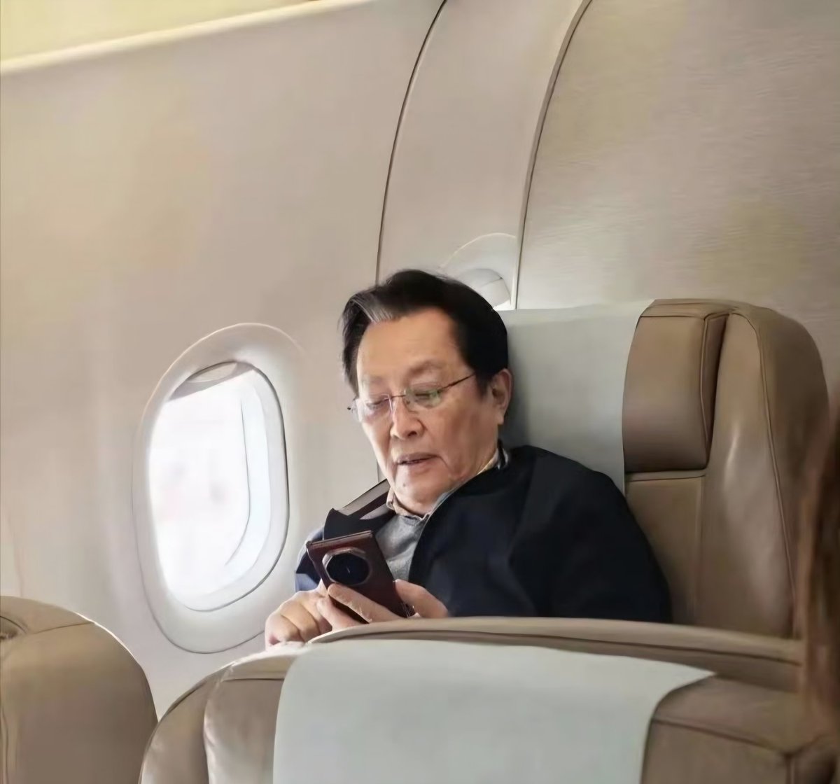 小小其实不小 tweet media