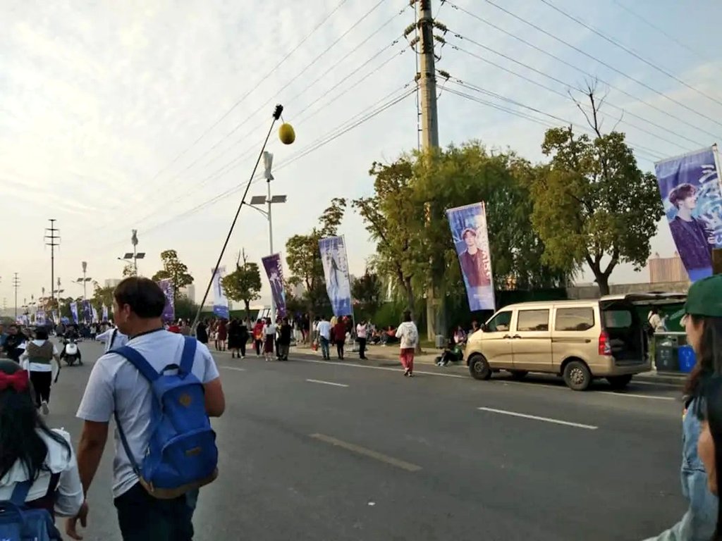 ( ,,ᗜ ᗜ,, )LookBas🦁🐰BJYX💚❤️💛琑🐢 tweet media