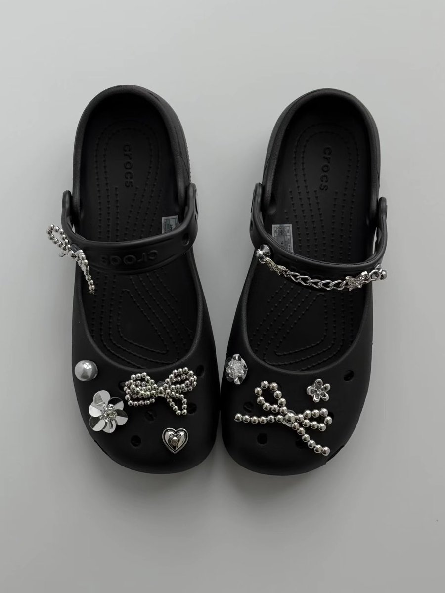 199cm__'s tweet photo. Crocs Ballet 🩰 ลด 30% ค่า 
Shop japan 🇯🇵 มีไซส์ 21-26 cm

ตอนนี้มี 4 สีนะค้า มัดจำได้ 300฿/คู่ 
รอบส่งในไทย 03/05 🪄
ปิดรับออเดอร์ 30/04 🎀 https://t.co/prD2G4GmD9