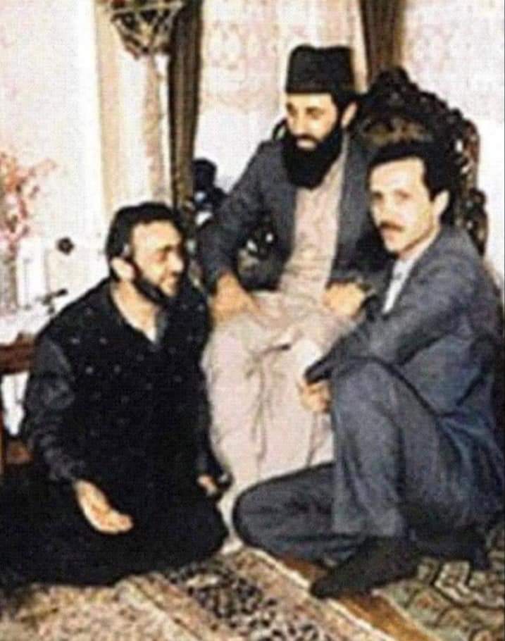 hasakbas's tweet photo. @samiltayyar27 Tek  bir kare ile itibar yarıştırma Şamil zarar edersin ... https://t.co/quP9ZtGTnt