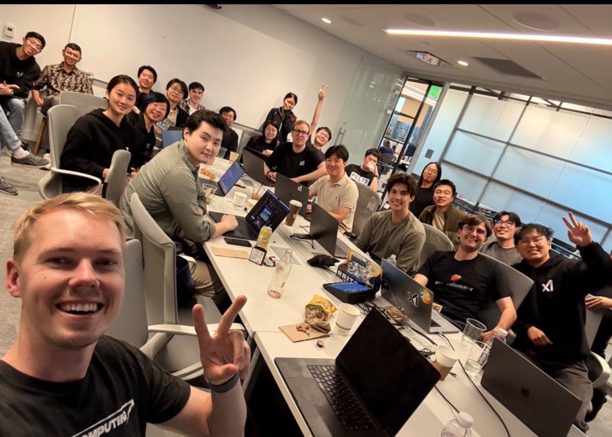 Neon White Rabbit tweet media