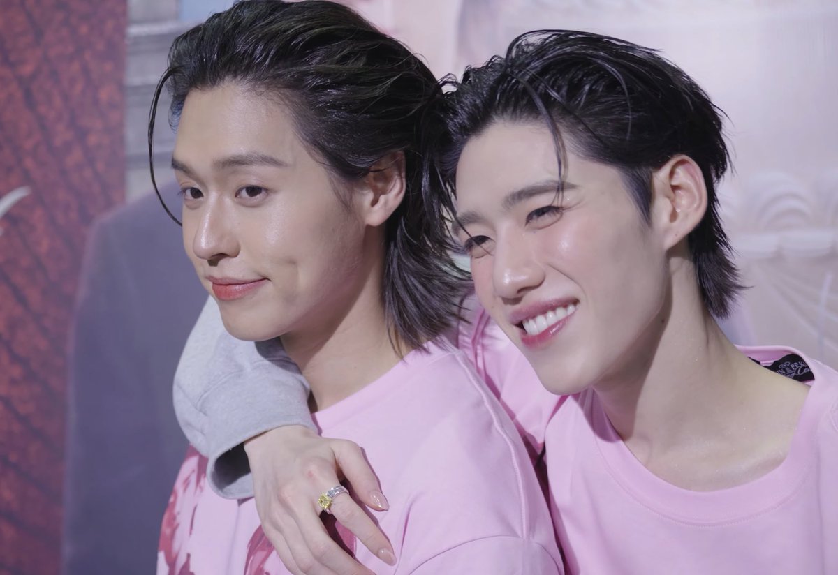 𝐝𝐞𝐟𝐢𝐧𝐢𝐭𝐞𝐝𝐨𝐢𝐧𝐤 tweet media