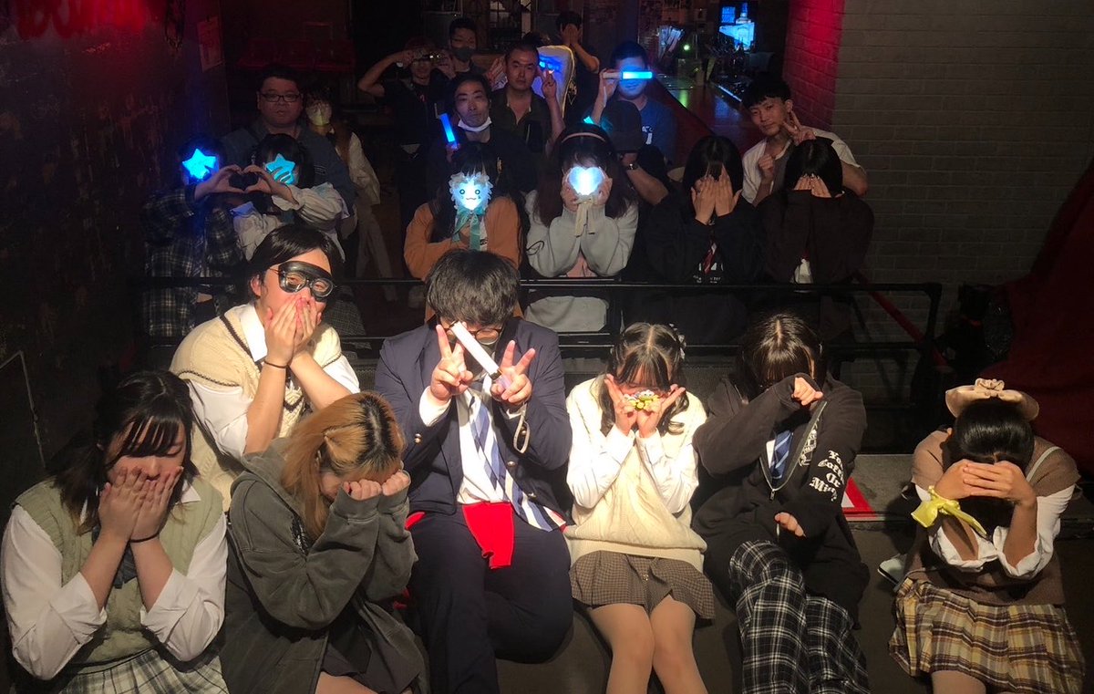 Live Information tweet media