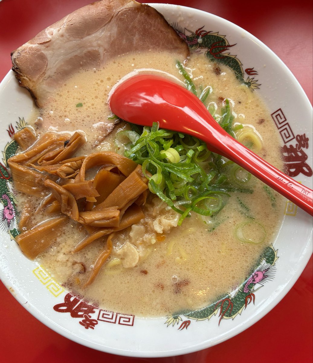 70kg切れないのでラーメン食べます tweet media