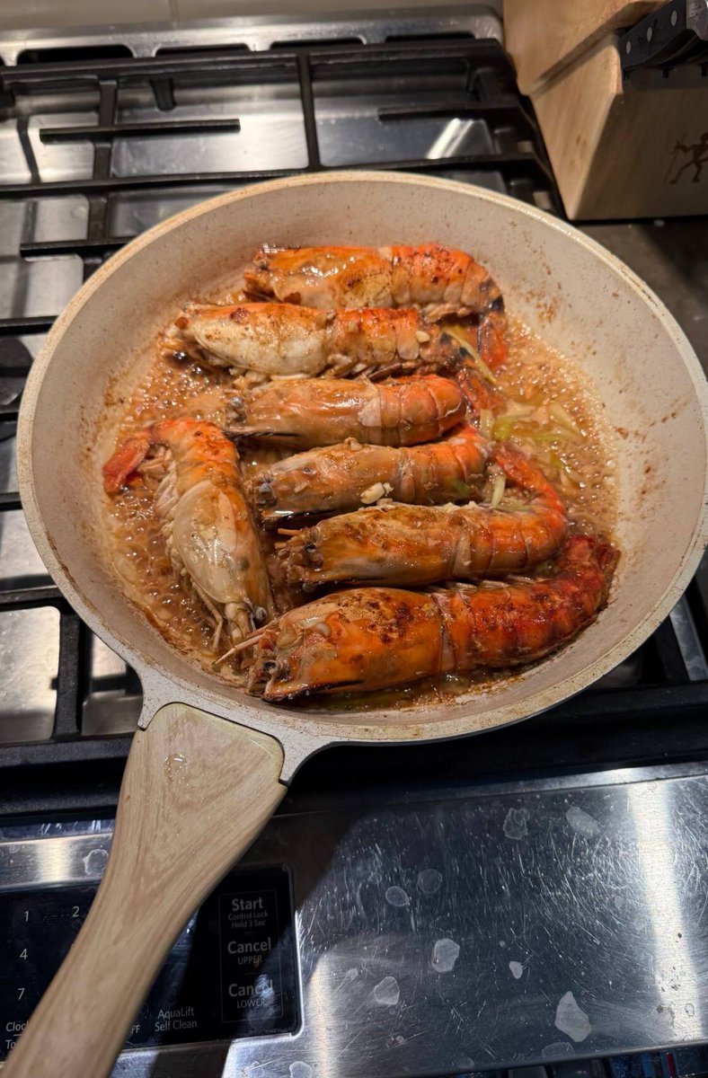 blau2100's tweet image. Cooking #Shrimp