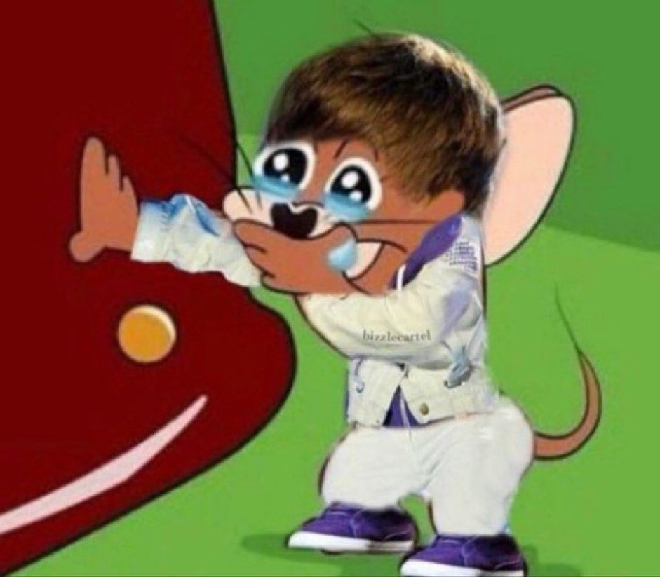 I LOVE HIM SO MUCH HE LOVES BELIEBRS AGIAN