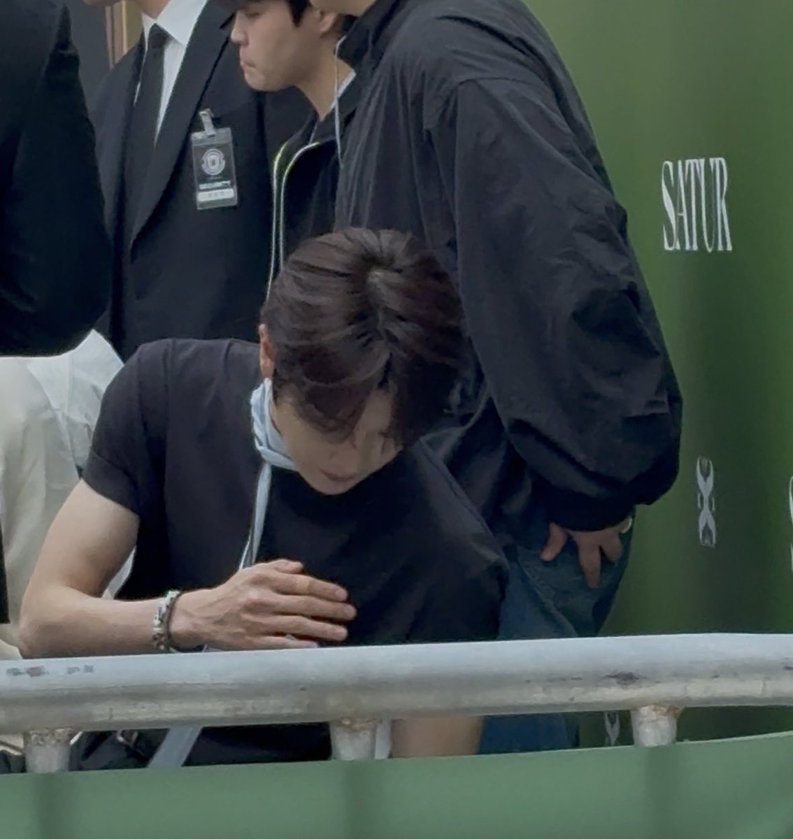 헬로삔 tweet media