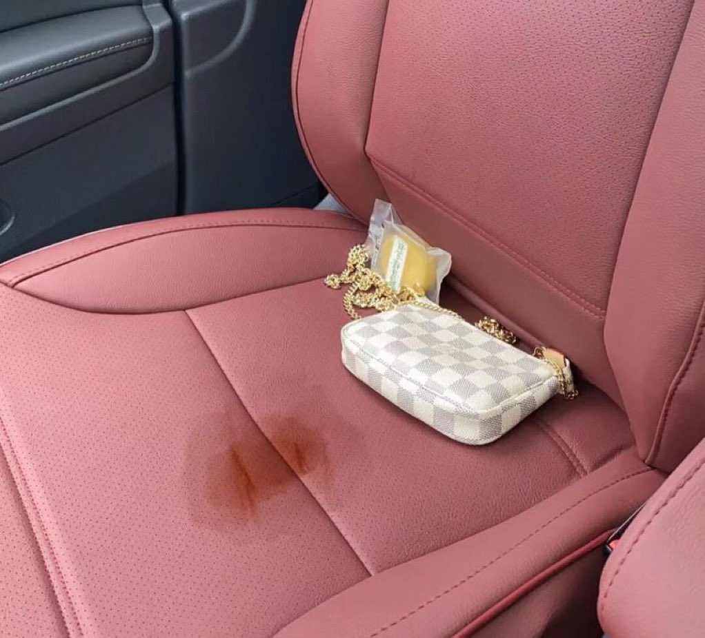 Josephine tweet media