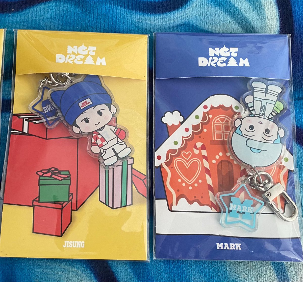 buying and selling account 💚 tweet media