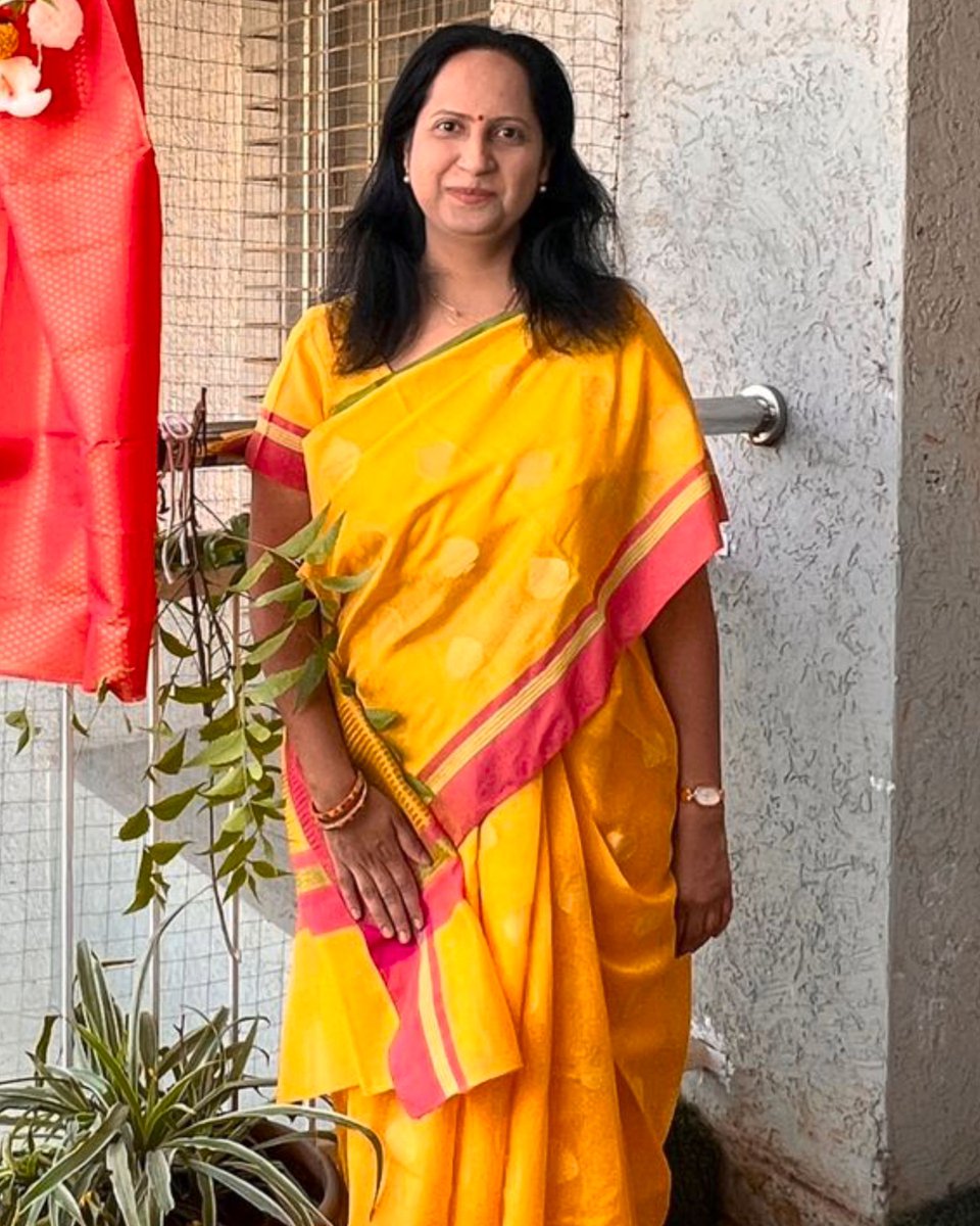 muditagokhalenu's tweet image. 💥 Swati's Transformation 💥 

🏆 After 8️⃣ weeks of clean-eating, Swati has lost a COOL 7️⃣.0️⃣ KGS or 1️⃣5️⃣.4️⃣3️⃣ LBS !! 🏆 

#cleaneating #weightlossjourney #weightlosstransformation #eathealthybehealthy #grindandshine #india #maharashtra #mumbai #india #maharashtra #pune