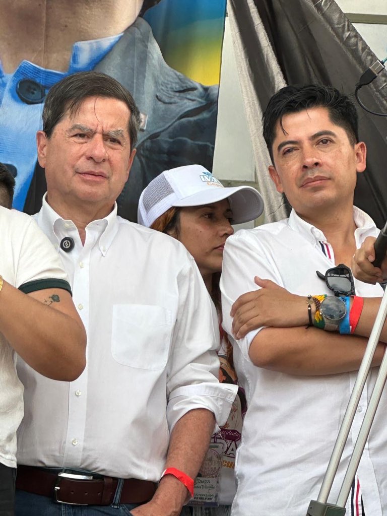 Gustavo tweet media