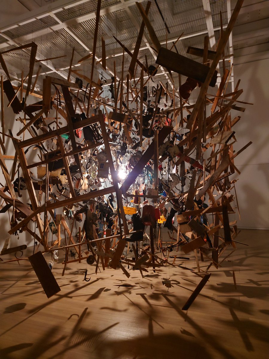 bosh723's tweet photo. 国立新美術館にて。
テート美術館 － YBA&amp;BEYOND 世界を変えた90s 英国アート https://t.co/C8SiMrsvlP