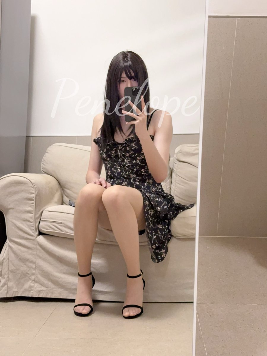 axiosdiff's tweet photo. 大封号时代结束了，有感觉吗🤔
#伪娘 #sissy #高跟 #丝袜 #人妻 https://t.co/vtcK0CglAk
