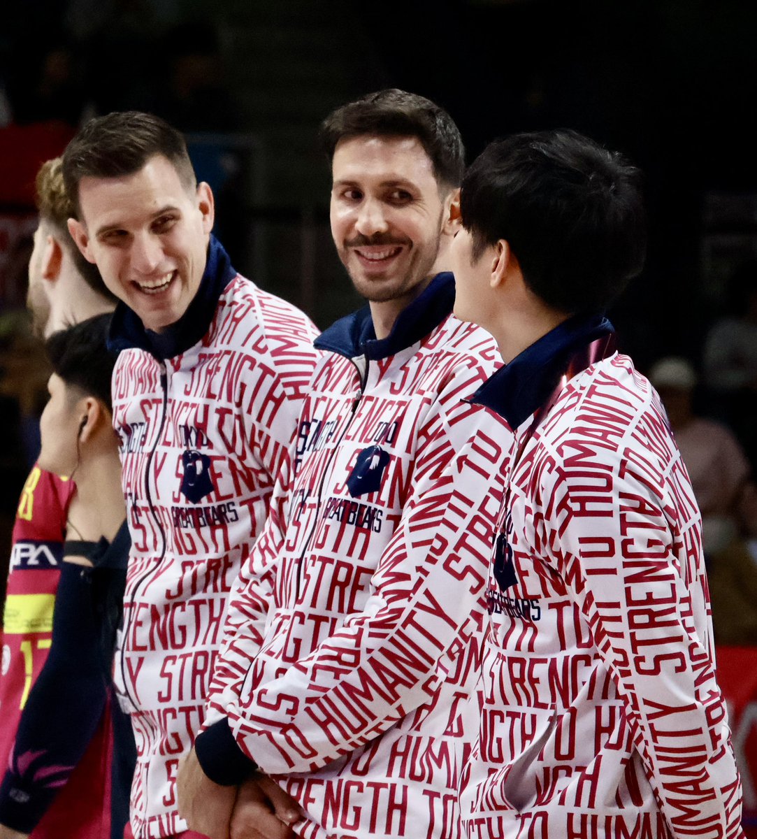 オクムラ tweet media