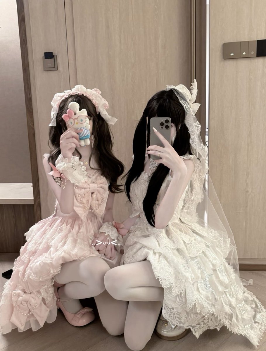 piojocejastian's tweet photo. 今天还发📷

有没有喜欢看双b的

赶紧来蛮湿的💦 https://t.co/S4VWsKfOsh
