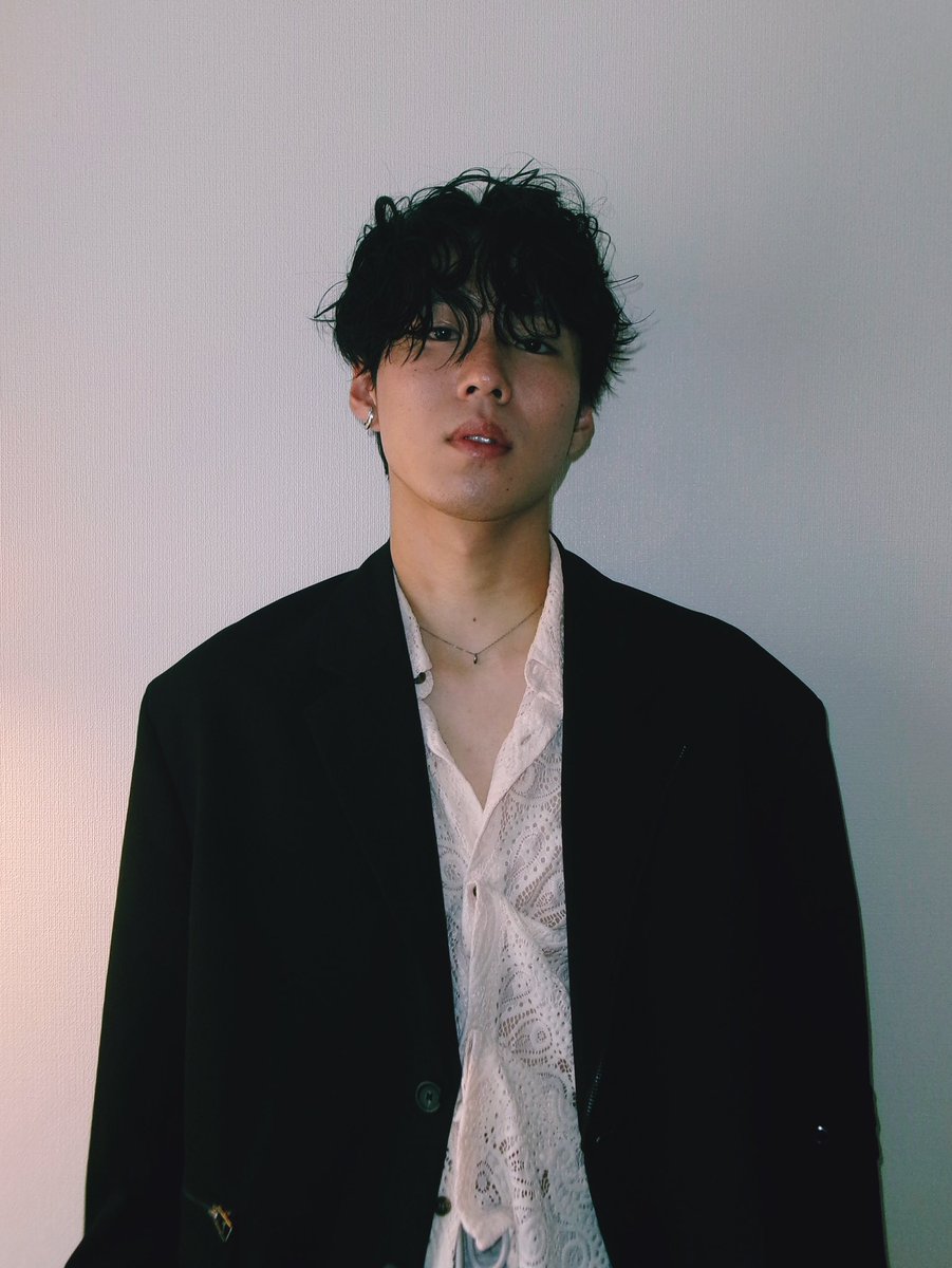 Hanada__P's tweet photo. New Artist Photo. https://t.co/Xe8TuPJPTG