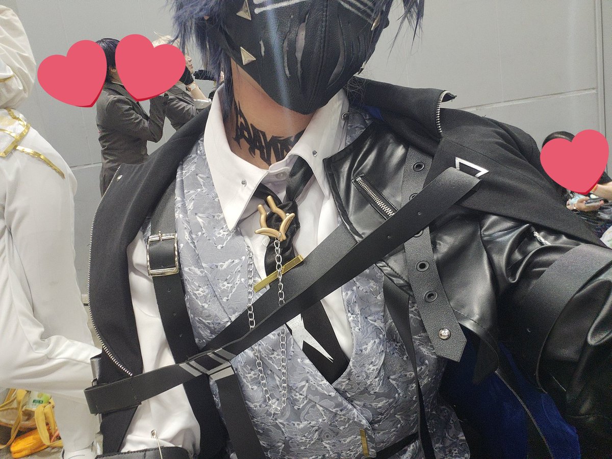 ねﾁｬ！😃にじそ執事衣装👻🔪 tweet media