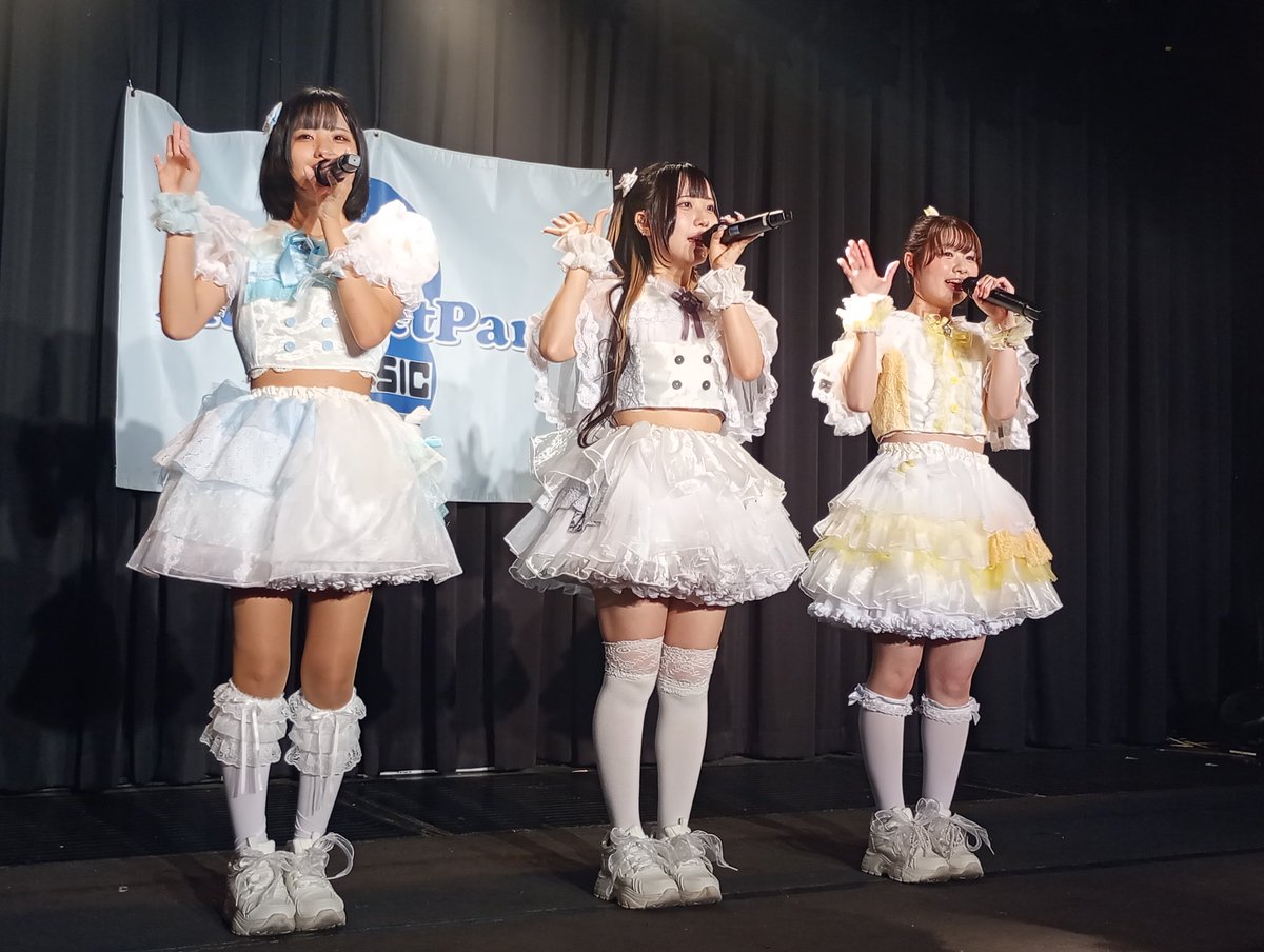 Cz5adwk7z2O's tweet photo. #DearRabbit #AngelicSugar
#MusicNetPark https://t.co/7i3tvWJZPv