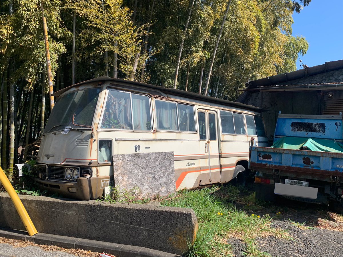 えーてる tweet media