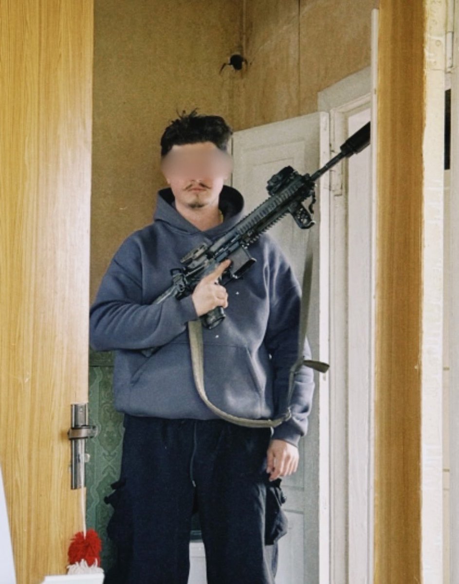 Пан Зореслав. tweet media