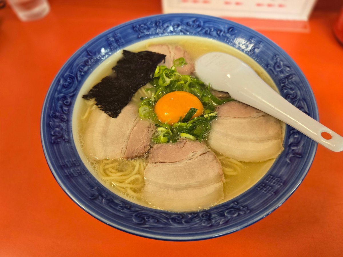 turkey_lc's tweet photo. 光龍＠佐賀市
特製の大盛り
ここのスープは安定感抜群
いつ食べても変わらない味
最高にうまくて安い
＃佐賀市　＃ラーメン https://t.co/dttzxCgqef