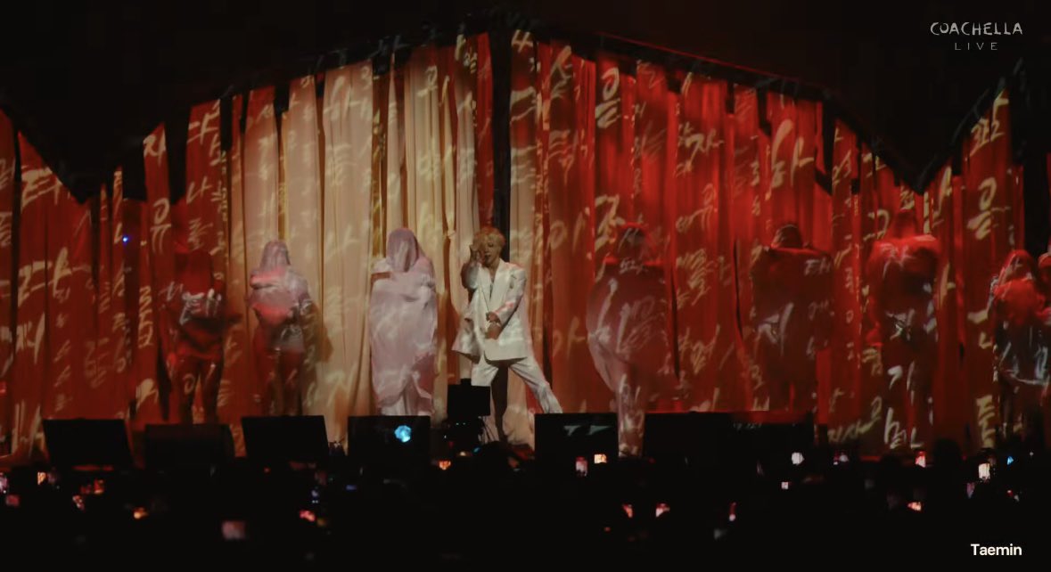 Quotes that inspired #TAEMIN ,projected during Parasite at #TAEMCHELLA 

“Capitalism makes people into props”
“We’re in jail performing freedom”
“The moment we stop thinking,evil slowly begins to grow” 
 “People are born free,but wherever we go,we’re still in shackles.”