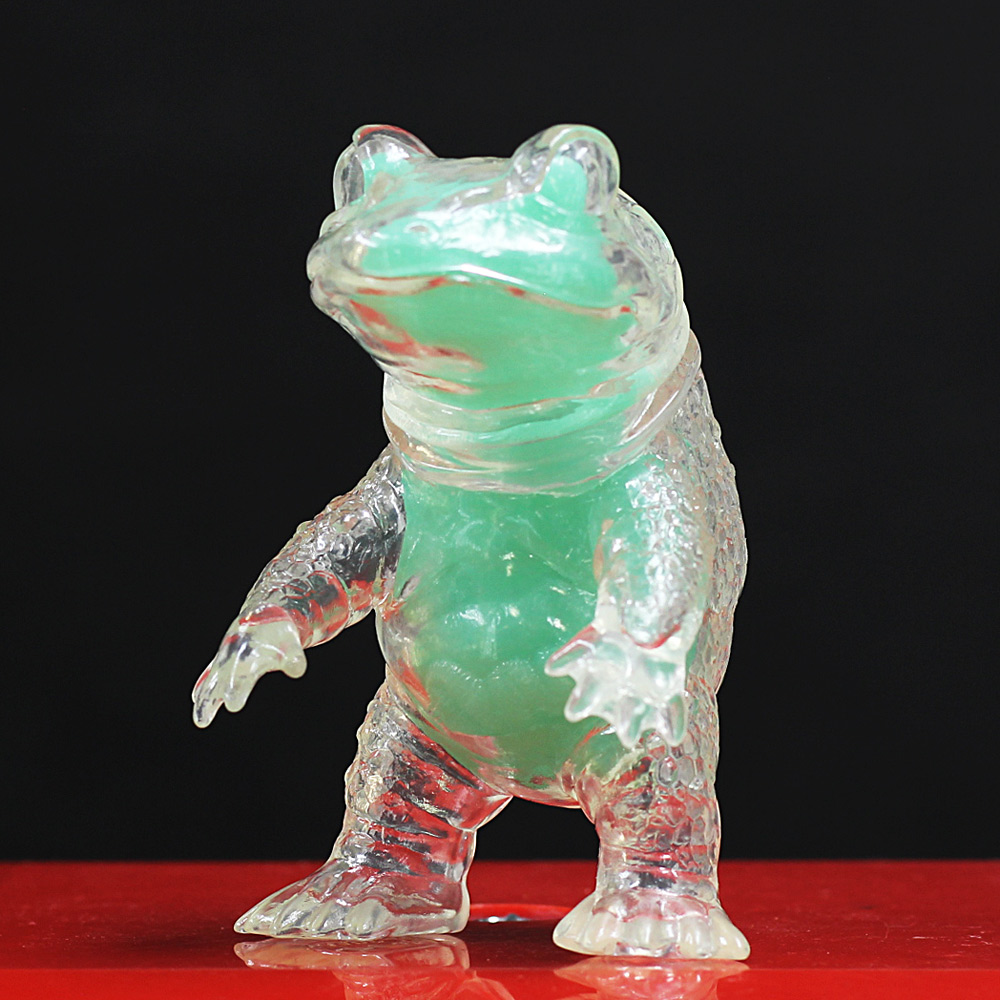 One up JAPAN ケロンガフィギュア　クリア　怪獣　ソフビ　タケピコ タケピコ One up ケロンガ グレー 上海限定カラー ソフビ フィギュア