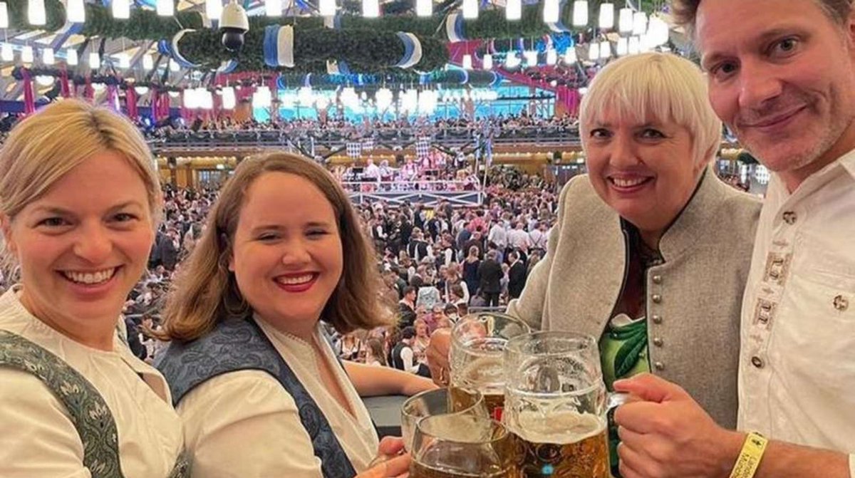 Theo Retisch tweet media