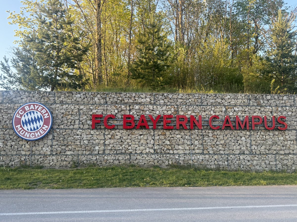 M_M_Pedersen's tweet image. Travelling &amp;gt; Meeting people &amp;gt; Learning &amp;gt; Seeing things &amp;gt; Drinking Coffee
#coffee #ordinarymansgold #footballagent #เขมจิราต้องรอด #munich #fcb #footballagentssummit