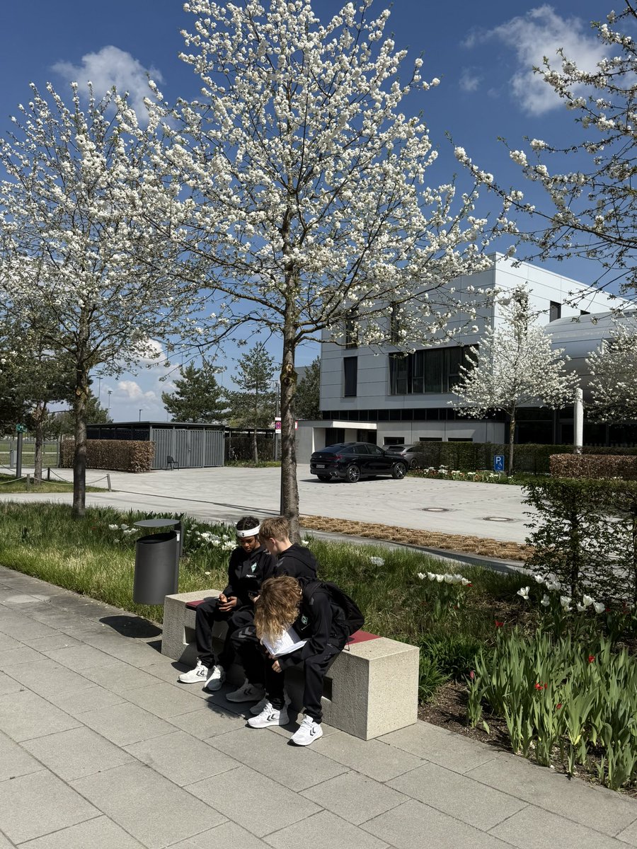 M_M_Pedersen's tweet image. Travelling &amp;gt; Meeting people &amp;gt; Learning &amp;gt; Seeing things &amp;gt; Drinking Coffee
#coffee #ordinarymansgold #footballagent #เขมจิราต้องรอด #munich #fcb #footballagentssummit