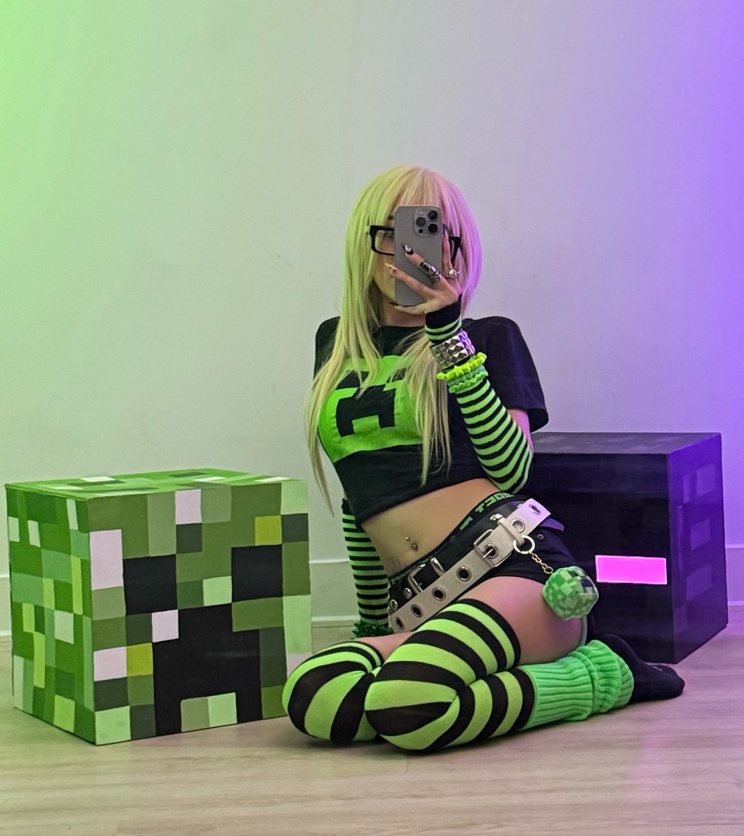 KonekoKelly's tweet photo. creeper!!!! awww man…. https://t.co/SWogDWJi0c