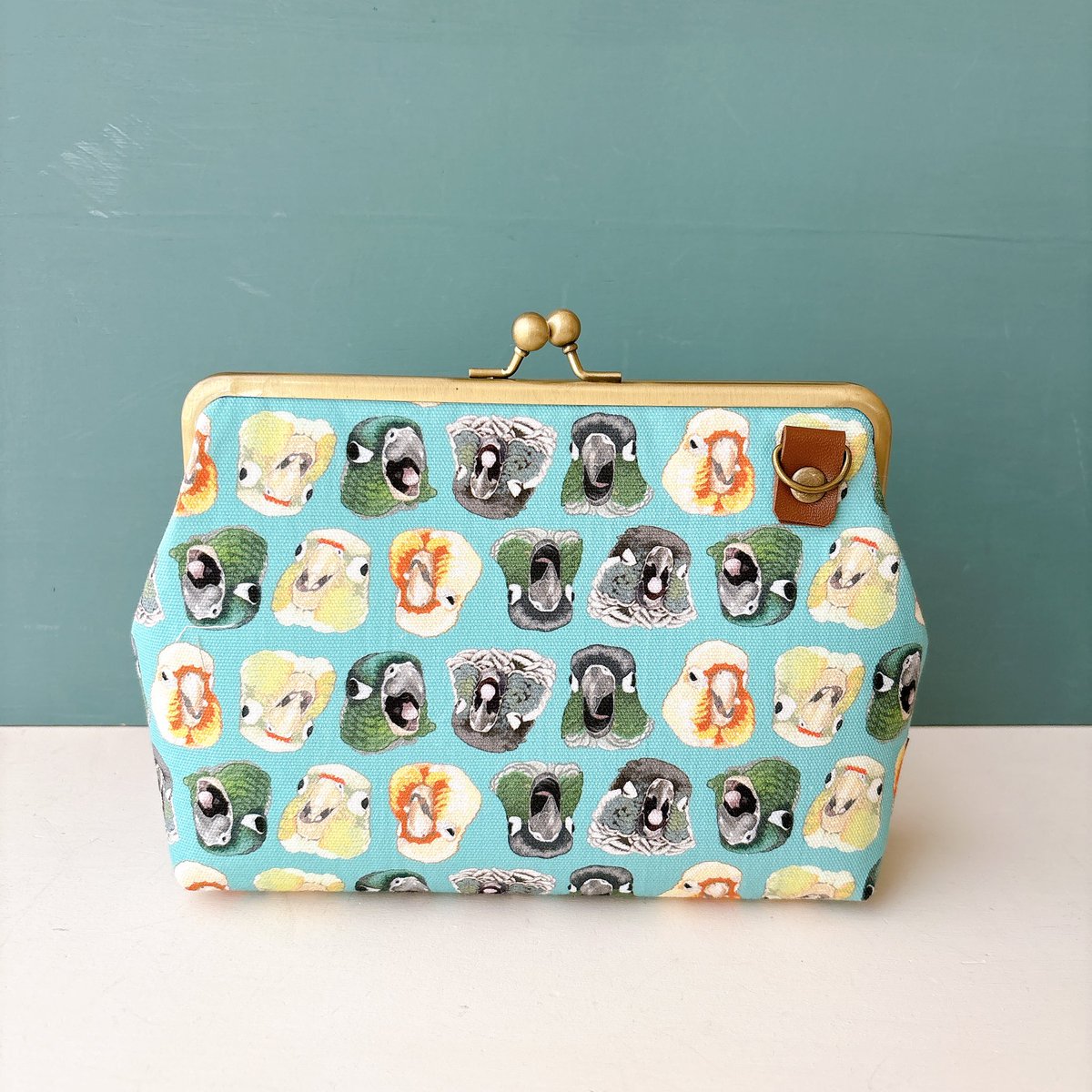 うちのインコズ tweet media