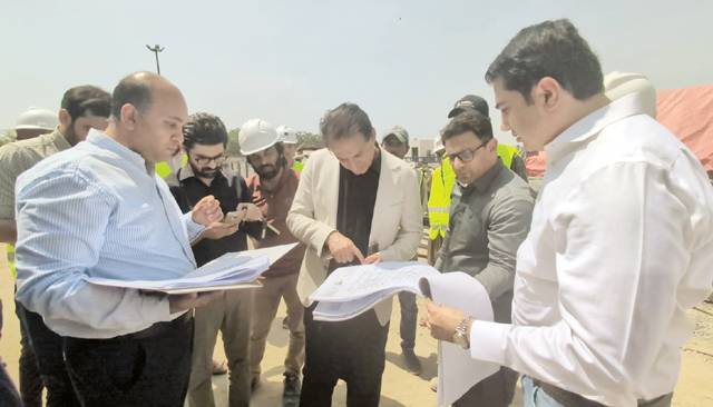 The_Nation's tweet photo. Imran Amin visits CBD Walk and CBD Lake projects
https://t.co/iP2oBsTjJx
#development #lakeproject https://t.co/rqcXwlwMAG